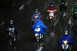 Dự báo đêm nay nhiều nơi ở Bắc Bộ đón mưa 'giải nhiệt'