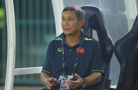 HLV Mai Đức Chung: 'Có đêm tôi phải uống 3 viên thuốc ngủ'