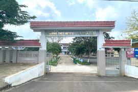 Nam sinh lớp 8 bị cô giáo tát trong giờ kiểm tra: Cử giáo viên hỗ trợ tâm lý