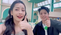 Chi Pu hướng dẫn các tỷ tỷ 'nhậu' theo cách người Việt