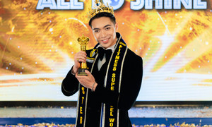 Chàng trai gốc Việt đăng quang Nam vương siêu mẫu thể hình thế giới 2023