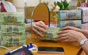 Lãi suất ngân hàng 22/5: Thêm ngân hàng tiếp tục giảm lãi suất huy động
