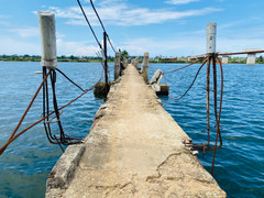 'Nín thở' qua cầu 'tử thần' ở Quảng Nam