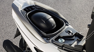 Những món đồ tuyệt đối không để trong cốp xe ngày nắng nóng