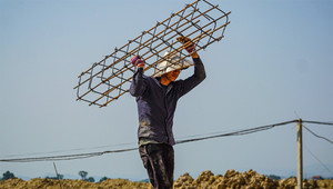 Ngày mai 24/5, nhiều nơi ở Bắc Bộ và Trung Bộ tiếp tục nắng nóng, có nơi gay gắt