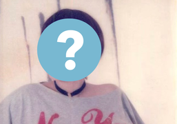 Nữ ca sĩ 'tiền ôm theo cả gói, vàng đeo đầy lưng' khi đi hát là ai?