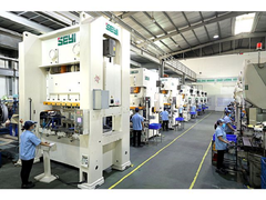 Nhiều doanh nghiệp điều chỉnh phụ tải điện để tiết kiệm