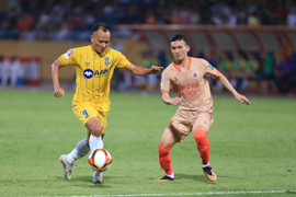 Trực tiếp bóng đá CLB Công an Hà Nội 2-1 SLNA: Jhon Cley ghi bàn