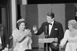 FBI công bố tài liệu về âm mưu ám sát Nữ hoàng Elizabeth II ở Mỹ