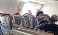 Người đàn ông mở cửa máy bay Asiana Airlines có thể bị phạt 10 năm tù