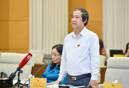 Bộ trưởng GD&ĐT: Dự kiến tăng phụ cấp cho giáo viên mầm non lên 10%