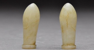 Trộm đồ trong mộ cổ đem về, lão nông phát khóc vì cảnh tượng khó tin trong đêm