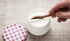 Mỗi ngày nên ăn bao nhiêu hộp sữa chua?