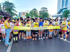230 em nhỏ tham dự giải chạy bộ VKL Kids Run