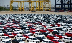 Doanh nghiệp ngại nhập xe, nguồn cung ôtô tiếp tục sụt giảm