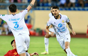 Hòa trên sân nhà, Nam Định lỡ cơ hội vào top 3