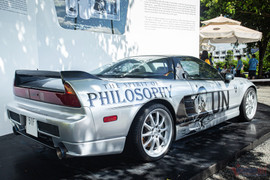 Cận cảnh xe thể thao Acura NSX hàng độc của ông Đặng Lê Nguyên Vũ