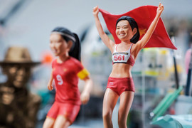 Chiêm ngưỡng những bức tượng mini tri ân nhà vô địch SEA Games 32