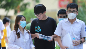 Gần 1.600 thí sinh thi chuyên Nhân văn làm bài về tác phẩm 'Ngôi sao xa xôi'