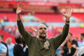 Pep Guardiola ví trận găp Man Utd như cuộc đối đầu giữa Real Madrid và Barca