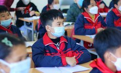 Học bạ toàn 10 vẫn không được thi lớp 6 Trường Ams: Sở GD-ĐT Hà Nội nói gì?