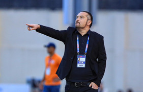 HLV CLB Thanh Hoá Velizar Popov: 'Bóng đá không chỉ có thắng và hoà'