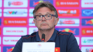 Lý do Công Phượng, Quang Hải 'không xứng đáng' nhưng vẫn lên đội tuyển Việt Nam