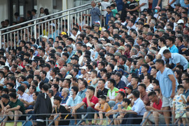 CLB Thanh Hóa xin lỗi, trả lại tiền vé cho cổ động viên không được vào sân