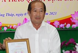 Phó Chủ tịch UBND tỉnh Đồng Tháp kiêm giữ chức Giám đốc Sở Y tế