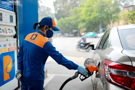 OPEC+ cắt giảm sản lượng dầu mỏ năm 2024, giá xăng dầu trong nước thế nào?