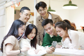 Giới trẻ rủ nhau đặt vé xem phim trên ví VNPAY: Tiện lợi và nhiều ưu đãi