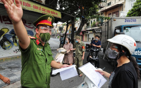 Công an xã có được dừng xe, xử phạt vi phạm giao thông không? 