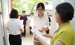 Thêm 1 thí sinh bị đình chỉ thi lớp 10 Hà Nội