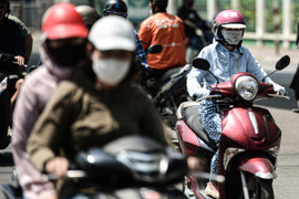 Thời tiết ngày 12/6: Nắng nóng trên 37 độ C trước khi mưa gia tăng ở Bắc Bộ