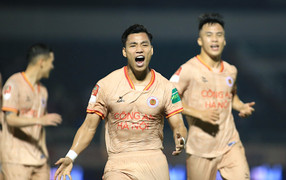 Muốn đổi Văn Thanh lấy cựu tiền vệ U16 Barcelona, CLB Công an Hà Nội gặp khó