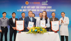 Vietbank hợp tác chiến lược với CIH và ra mắt thẻ Bình An CIH - Vietbank