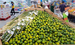 Hàng hóa nguy cơ đội giá khi lương cơ sở tăng, Bộ Tài chính lên kịch bản đối phó