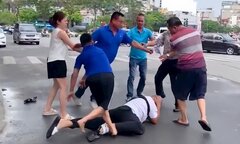 Khởi tố chủ và nhân viên cửa hàng quạt hành hung phóng viên Đài PT-TH Hà Nội