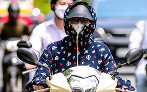 Đợt nắng nóng gay gắt ở Bắc Bộ kéo dài tới khi nào?