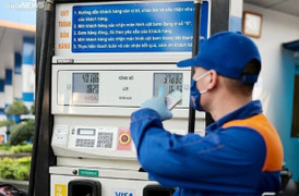 Giá xăng trong nước sắp tăng?