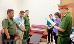 Sơn La: Bắt tạm giam 2 cán bộ lợi dụng chức vụ, quyền hạn