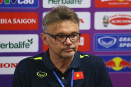 HLV Troussier: Yêu cầu khác thời ông Park, ĐT Việt Nam có sai số là bình thường