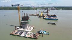 Cận cảnh thi công cầu Nhơn Trạch lớn nhất đường Vành đai 3 TP.HCM