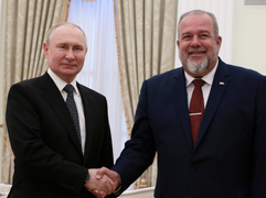 Cuba và Nga đã ký kết gần 30 thỏa thuận thương mại quan trọng