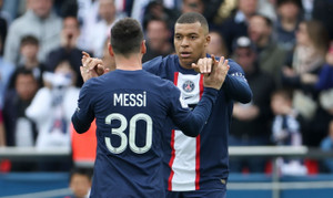 Messi khuyên Mbappe rời PSG
