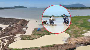 Đi bắt ốc, 3 người trong gia đình đuối nước thương tâm