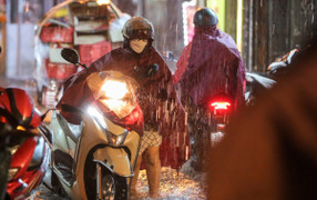 Bắc Bộ hứng mưa to và dông, có nơi mưa rất to từ chiều tối nay