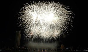 Hải Phòng lần đầu tiên bắn pháo hoa dịp Tết Dương lịch 2024