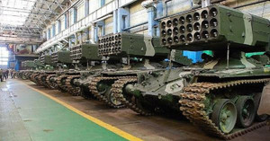 Tại sao nhà máy sản xuất xe tăng Omsk lại không sản xuất T-90?