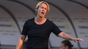 Thắng đội tuyển Việt Nam 2-1, cầu thủ, HLV Đức thất vọng